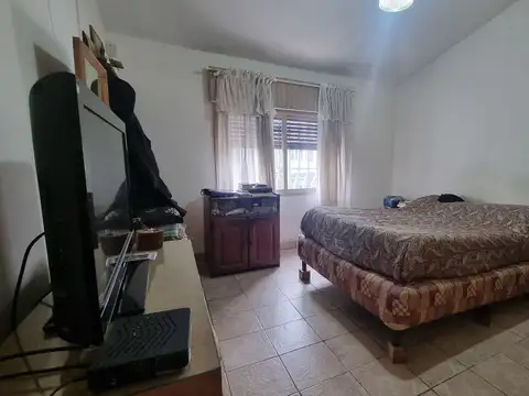 PH al frente, 4 ambientes, Lanús Este. Orientación norte