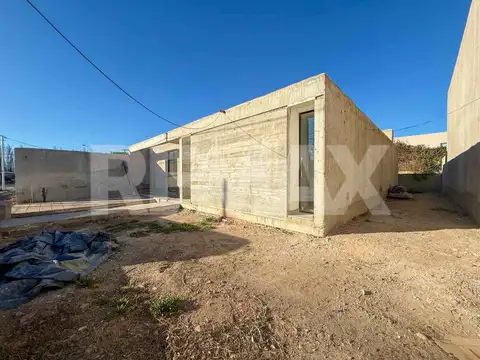 Casa en Venta en Neuquen, USD 270.000