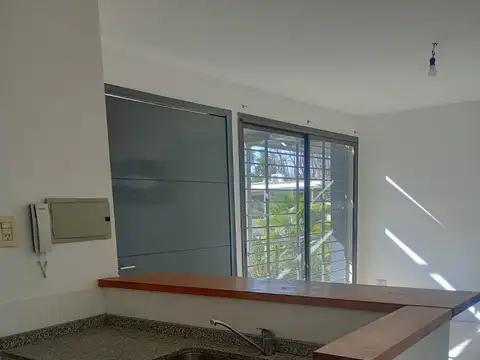 Departamento Venta  en complejo , sobre calle Cervantes, metros de Puente Olive, Godoy Cruz.