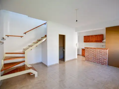 Departamento en Venta en Los Hornos, USD 62.000