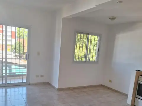 Departamento en Alquiler en Belen de Escobar, $ 600.000