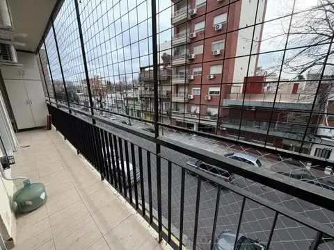 Helguera 4700, Piso 2