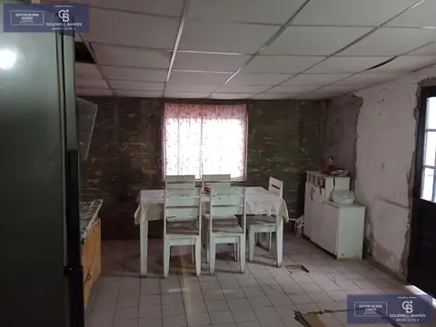 Casa 5 ambientes con 1 baño