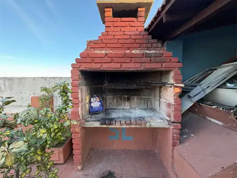 Depto Tipo Casa en Venta de 5 dormitorios