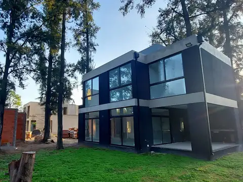 CASA A ESTRENAR 4 AMBIENTES FINANCIACION UF 4