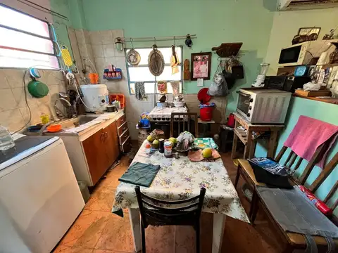 Casa 3 ambientes con 1 baño