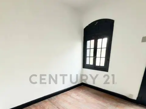 PH Comercial Reciclado en Pleno Centro | Oficina 170 m² + Terraza Exclusiva de 170 m²