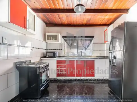 Casa 3 ambientes con 1 baño