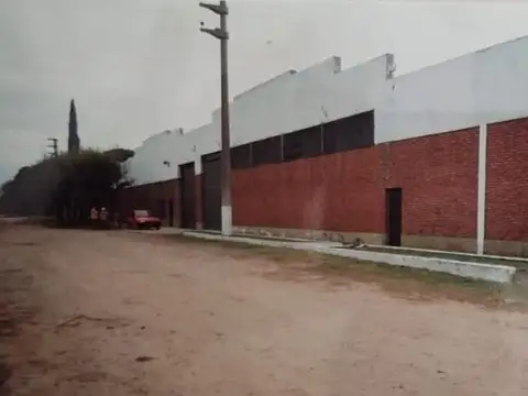 Galpon en Venta en Pontevedra, USD 2.800.000