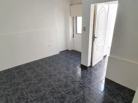 Depto Tipo Casa en Alquiler al Este