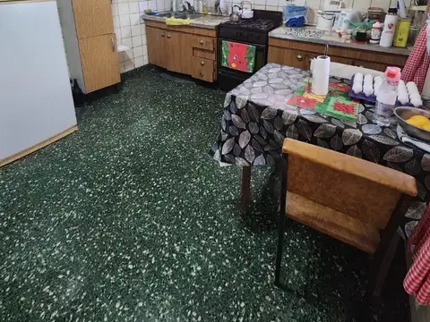 Departamento en Alquiler en Sarandi, $ 600.000