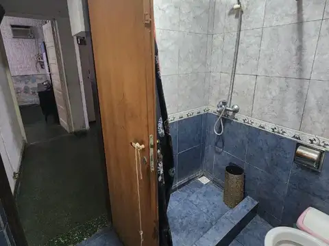 DEPTO EN PLANTA ALTA LAVARELLOS AL 1200 SARANDI