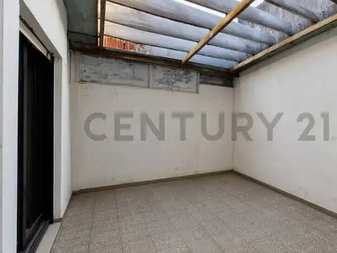 40 Entre 21 y 22 1300, Piso 0