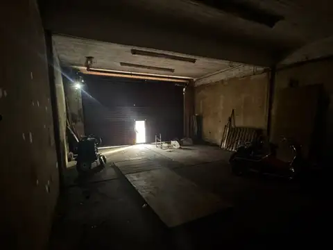 Local - Alquiler - Argentina, La Matanza - EL CHARRUA 1126