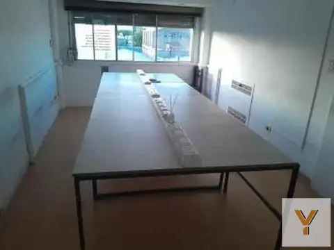 Oficina en Alquiler 20 años