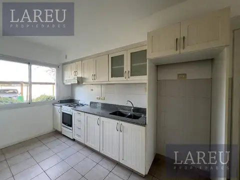 Departamento en Alquiler con 2 cocheras