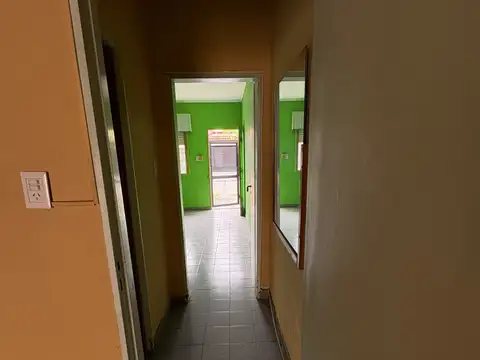Depto Tipo Casa 2 ambientes con 1 baño