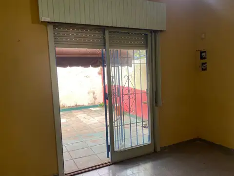 Depto Tipo Casa en Venta 40 años