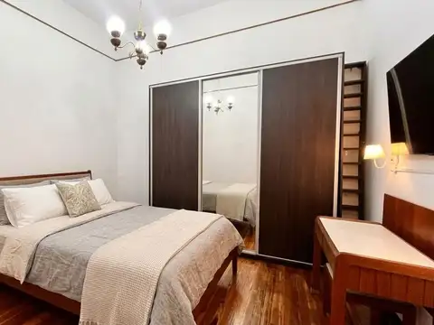 Depto Tipo Casa 5 ambientes con 2 baños