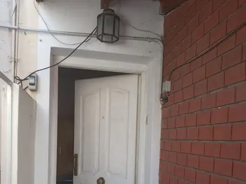 Depto Tipo Casa en Venta 52 años