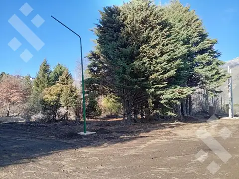 Terreno en Venta 20  mts Fondo