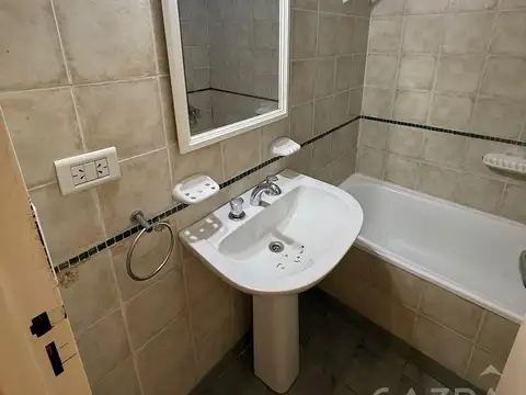 Departamento en Alquiler con 1 cocheras