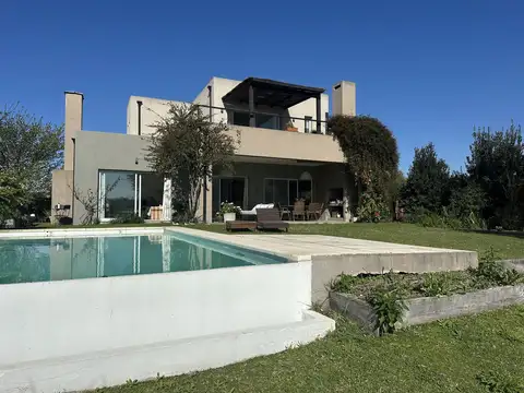 Casa en Alquiler Temporal de 3 dormitorios