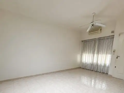 Depto Tipo Casa en Venta de 2 ambientes