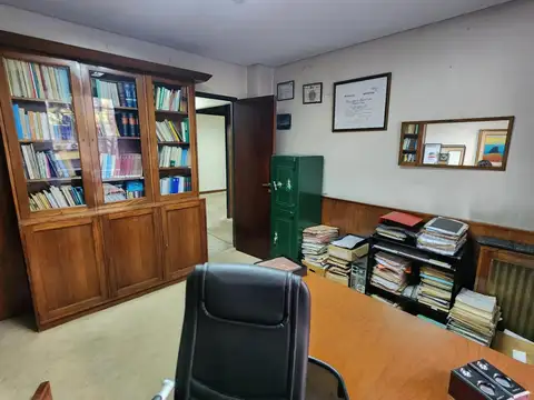 Departamento 5 ambientes con 2 baños