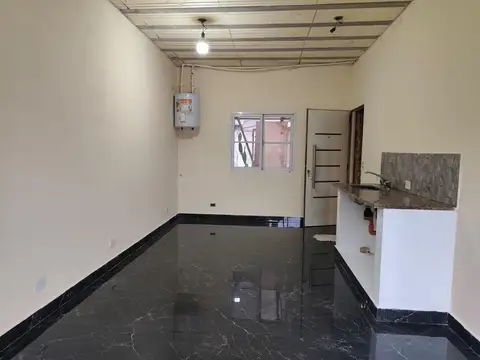 Departamento en Alquiler en Rafael Castillo, $ 350.000