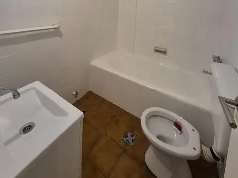 Departamento en Alquiler en Microcentro, $ 380.000