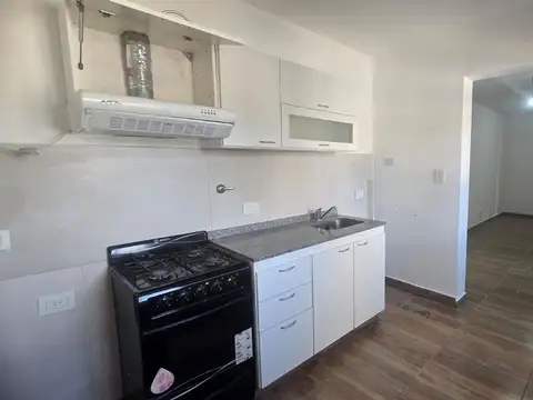 Departamento en Alquiler en Paso del Rey, $ 590.000
