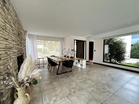 Casa en Venta en Rumenco, USD 400.000