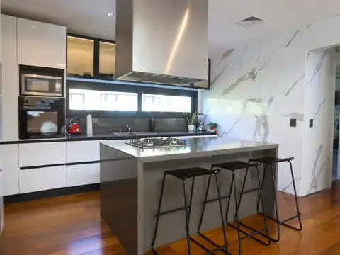Casa en Venta al Oeste