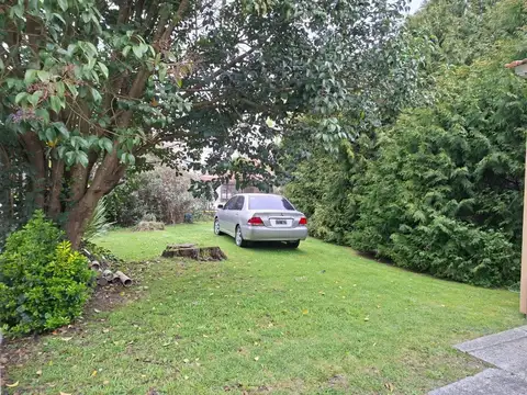 RETASADO EXCELENTE LOTE EN BARRIO CAISAMAR