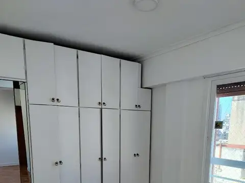 Uriburu 1000, Piso 12