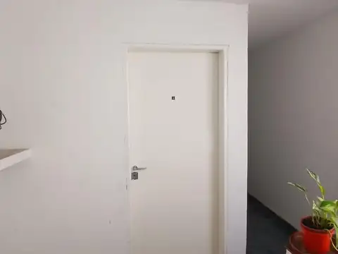 Oficina 2 ambientes con 1 baño