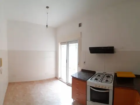 Departamento en Alquiler en Floresta, $ 900.000