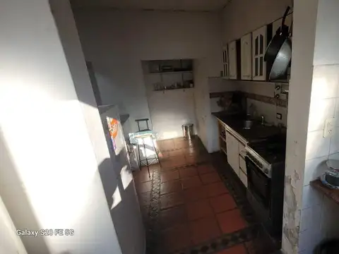 MUY BUENA PROPIEDAD PARA INVERSIONISTAS EN ESQUINA