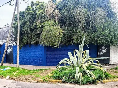 MUY BUENA PROPIEDAD PARA INVERSIONISTAS EN ESQUINA