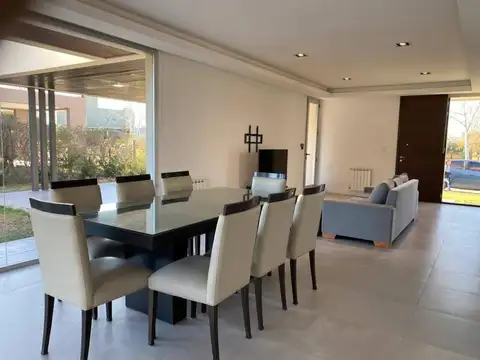 Casa en Alquiler 4 años