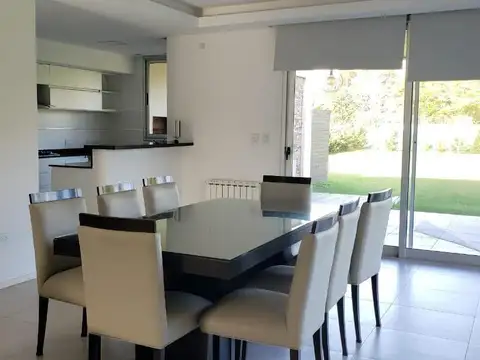 Hipólito Yrigoyen 4051