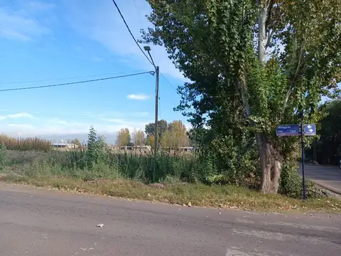 VENTA TERRENO ESQUINA EXCELENTE UBICACIÓN GLLÉN