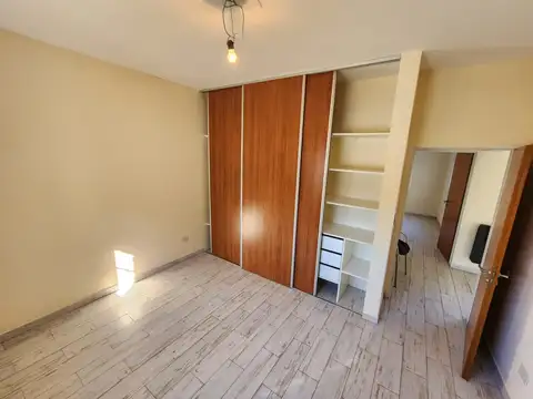 DEPARTAMENTO 3 AMBIENTES - SIN EXPENSAS -