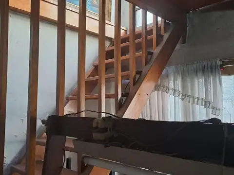 Casa 4 ambientes con 1 baño