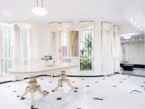 Casa en Venta de 5 dormitorios