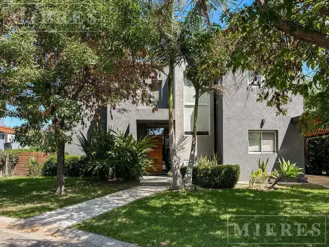 Casa en Venta de 4 dormitorios