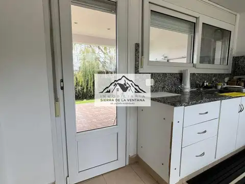 Casa 5 ambientes con 1 baño