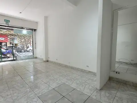 Velasco 500 y Malabia - Local