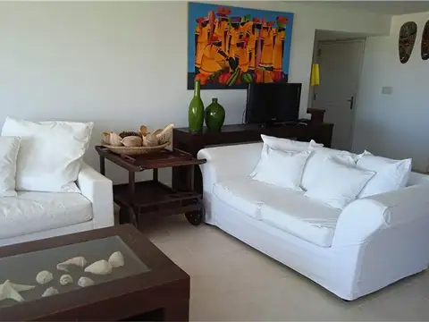 Departamento en Alquiler Temporal en Manantiales, USD 18.000